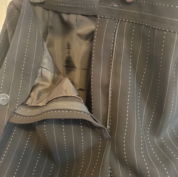 Jones New York Suit pin striped brown jacket and pants women size 14 - Picture 9 of 16